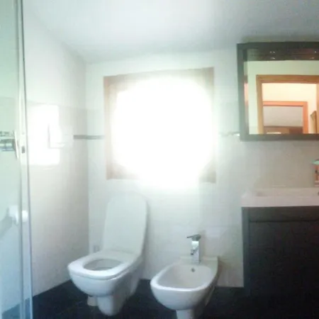 Casa Elegante E Panoramica Sul Di Garda Apartament *