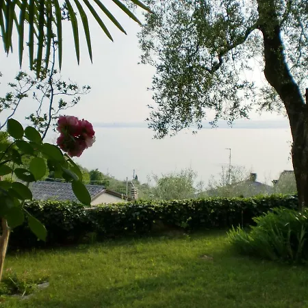 Casa Elegante E Panoramica Sul Di Garda Torri Del Benaco