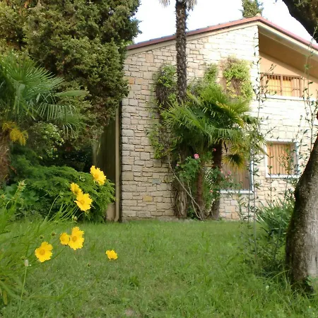 公寓 Casa Elegante E Panoramica Sul Di Garda 托里德尔贝纳科